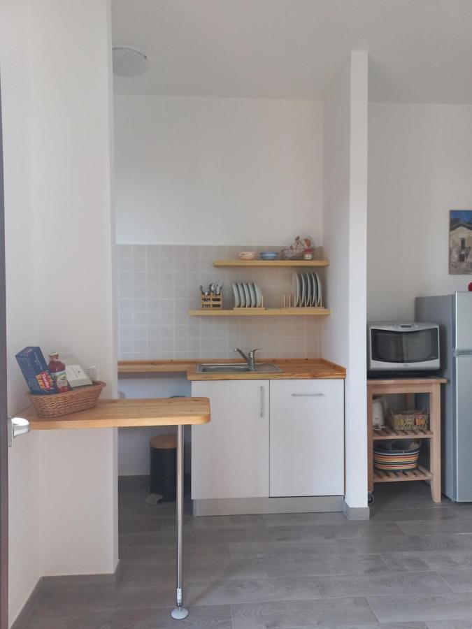 Appartamento Miralago Con Giardino Sul Lago Gavirate Exterior photo